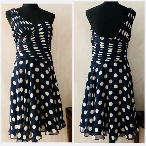 Adrianna Papell Dresses & Skirts - *Adrianna Papell One-Shoulder Vintage Dress